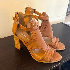 Rosalet Heels
